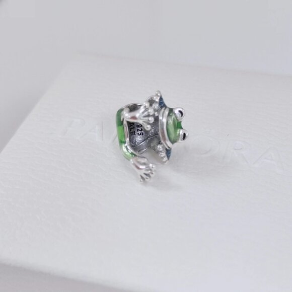 Pandora Climbing Frog Charm S925 Silver with box - Picture 5 of 9